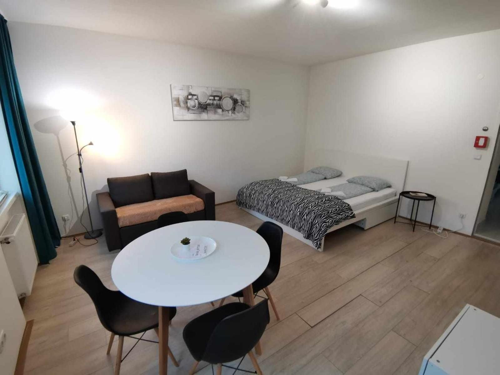 Central Apartment Metro 1 Min. Вена Экстерьер фото